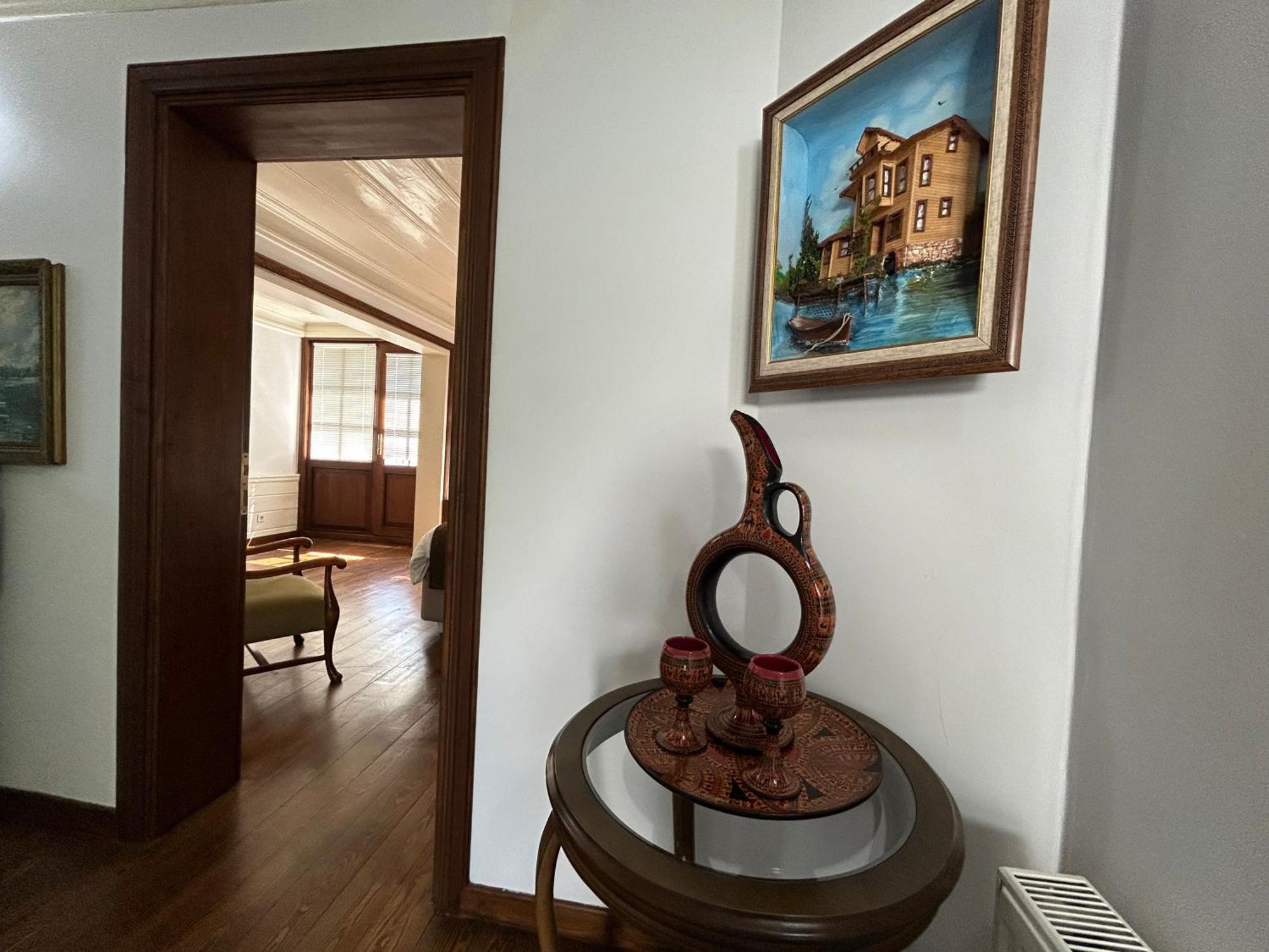 Historical Greco-ottoman Pavilion Near Tram In Fatih Appartement