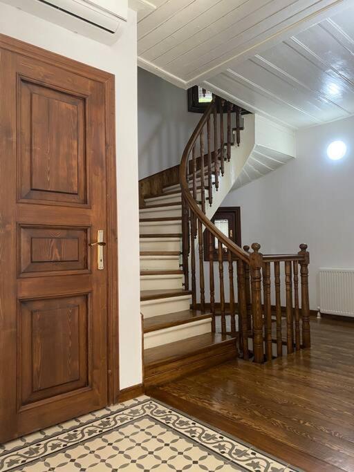 Apartament Historical Greco-ottoman Pavilion Near Tram In Fatih *